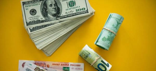 &laquo;Курсы валют нащупали дно&raquo;: прогноз на неделю с 16 июня
