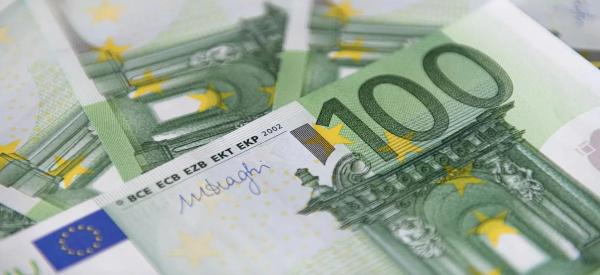 Евро может взлететь до 110 рублей: эксперты озвучили прогноз курса на июнь Евро может взлететь до 110 рублей: эксперты озвучили прогноз курса на июнь