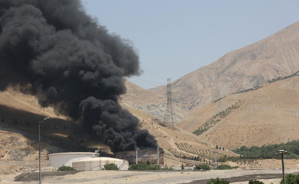 
                    Министр нефти Пакистана рассказал о &laquo;военной надбавке&raquo; в цене топлива
                