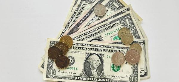 100 рублей за доллар &ndash; не предел: экономист сообщил, чего ждать после летнего затишья