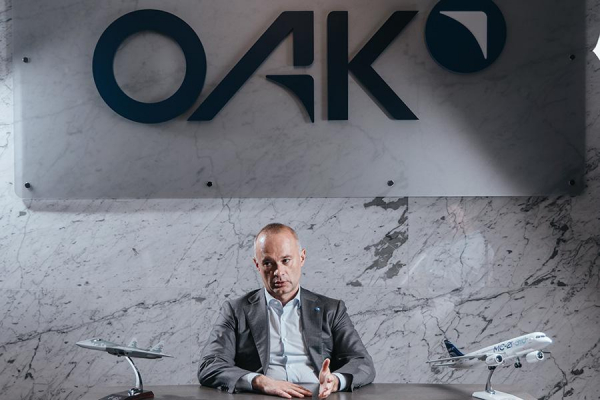 
                    Глава ОАК&nbsp;&mdash; РБК: &laquo;У нас в стране все разбираются в футболе и авиации&raquo;
                