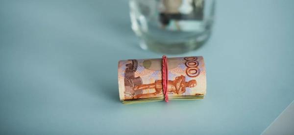 Эксперт сообщил, стоит ли открывать новые вклады при падении ставок