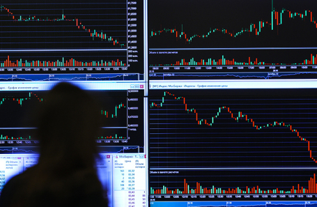 Рынок акций начал неделю со снижения, несмотря на понижение ключевой ставки