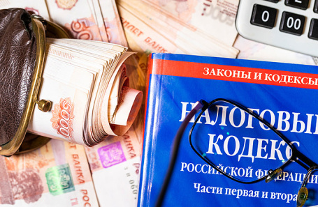 Путин поручил пересмотреть параметры упрощенной системы налогообложения