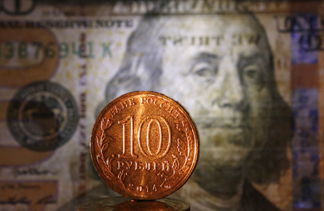 Доллар снова превысил отметку 80 рублей