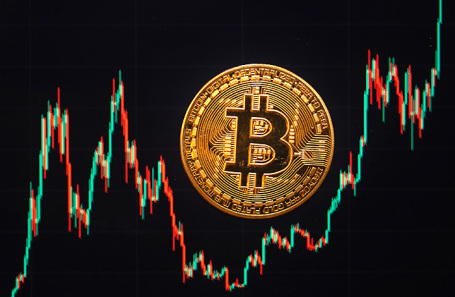 Мосбиржа запустила торги первым в России фьючерсом на криптовалюту