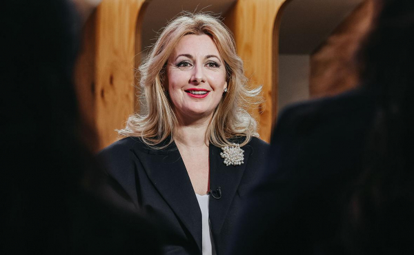 
                    Глава МТС&nbsp;&mdash; РБК: &laquo;Какой мы теперь мобильный оператор?&raquo;
                