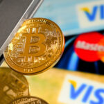 Москвичка лишилась доступа к картам после перевода за криптовалюту