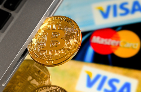 Москвичка лишилась доступа к картам после перевода за криптовалюту