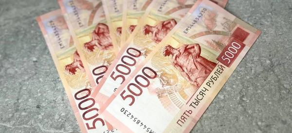 Повышение пенсий с 1 августа 2025: кого ждут индексация и доплаты, размер выплат