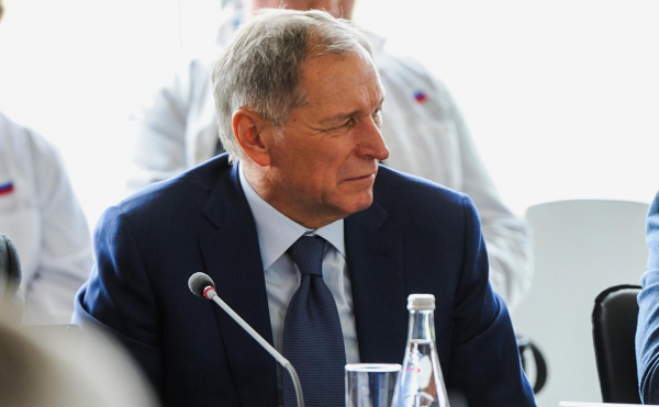 
                    Суд отстранил Струкова от поста президента управляющей компании ЮГК
                