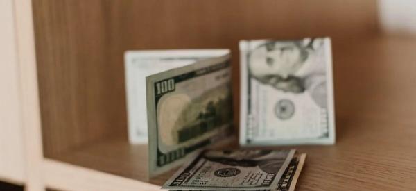 &laquo;Такого курса не было с 2002 года&raquo;: доллар на грани резкого обвала