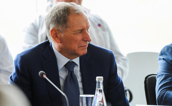 
                    &laquo;Коммерсантъ&raquo; узнал о показаниях о связях Струкова с губернатором
                