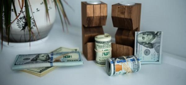 Ждем обвал рубля из-за санкций? Эксперты предсказали рост доллара до 105