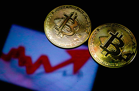 Биткоин преодолел отметку в 119 тысяч долларов и продолжает расти