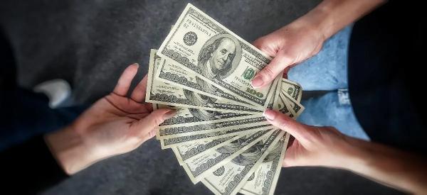 Доллар может дойти до 120 к декабрю: что обрушит рубль?