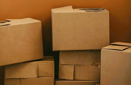 Bloomberg обратило внимание на снижение спроса на картонные коробки в США