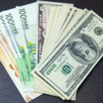 Требование к экспортерам о продаже валютной выручки отменено