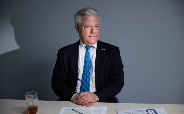 
                    Американский бизнес попросит снять санкции в случае успеха на переговорах
                