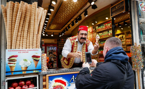 
                    Россияне стали чаще отдыхать за границей
                