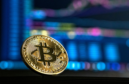 Продать криптовалюту и получить на счет рубли несколькими десятками мелких платежей