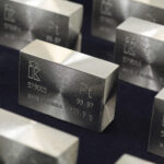 Цена на платину показывает максимум с апреля 2013 года