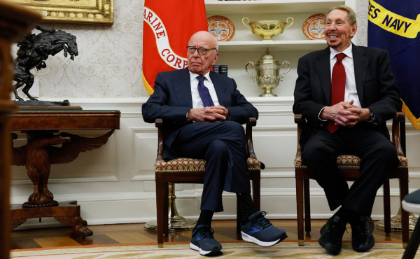 
                    Трамп раскрыл имена миллиардеров&nbsp;&mdash; участников сделки по TikTok
                