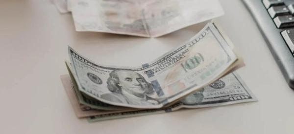 До какой отметки поднимется курс доллара на этой неделе? Прогноз аналитика