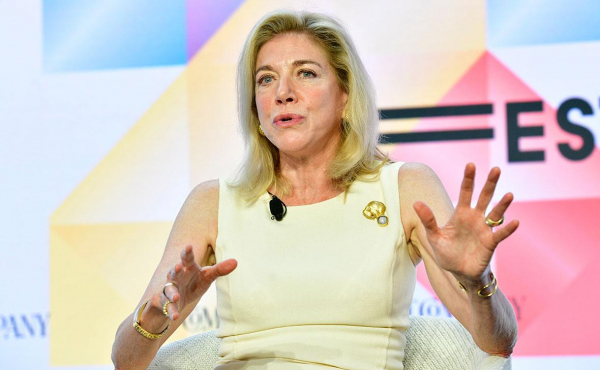 
                    Bloomberg узнал о плане Ротшильдов продать долю в The Economist
                