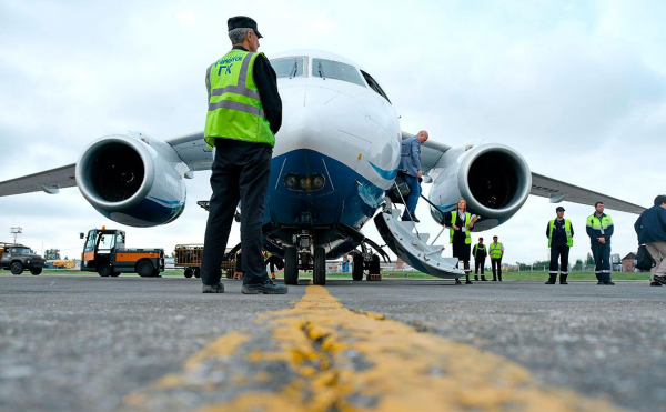 
                    Росавиация раскрыла, кто повезет пассажиров лишившейся лицензии &laquo;Ангары&raquo;
                