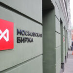 Российский рынок акций ушел в красную зону: после трех дней роста бенчмарк в умеренном минусе