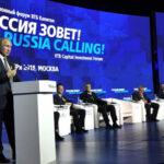 Костин объяснил, почему у банков с маркетплейсами не сложился альянс